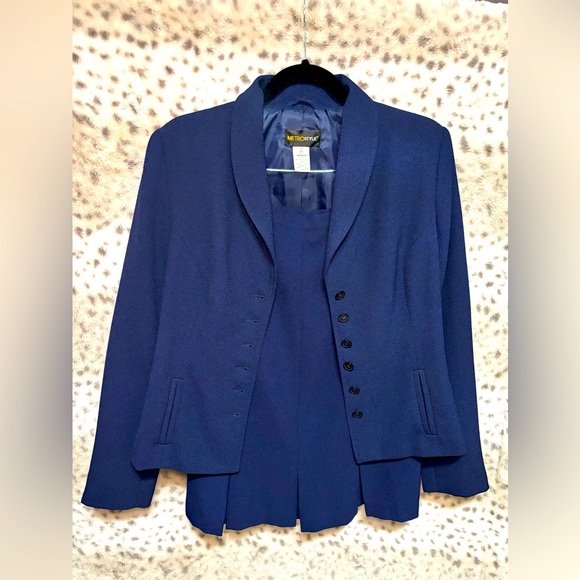 VINTAGE METRO STYLE TWO PIECE BLAZER SKIRT SET - Picture 1 of 12